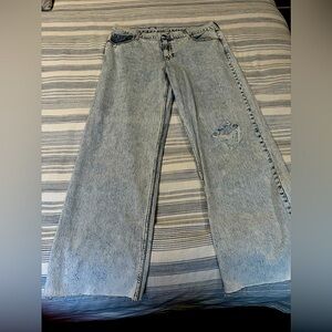 Gap light blue jeans. Frayed bottom. Never worn just tried on.